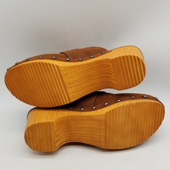 Mia Women Brown Faux Leather Daisy Slide Clog 7 - Picture 6 of 9